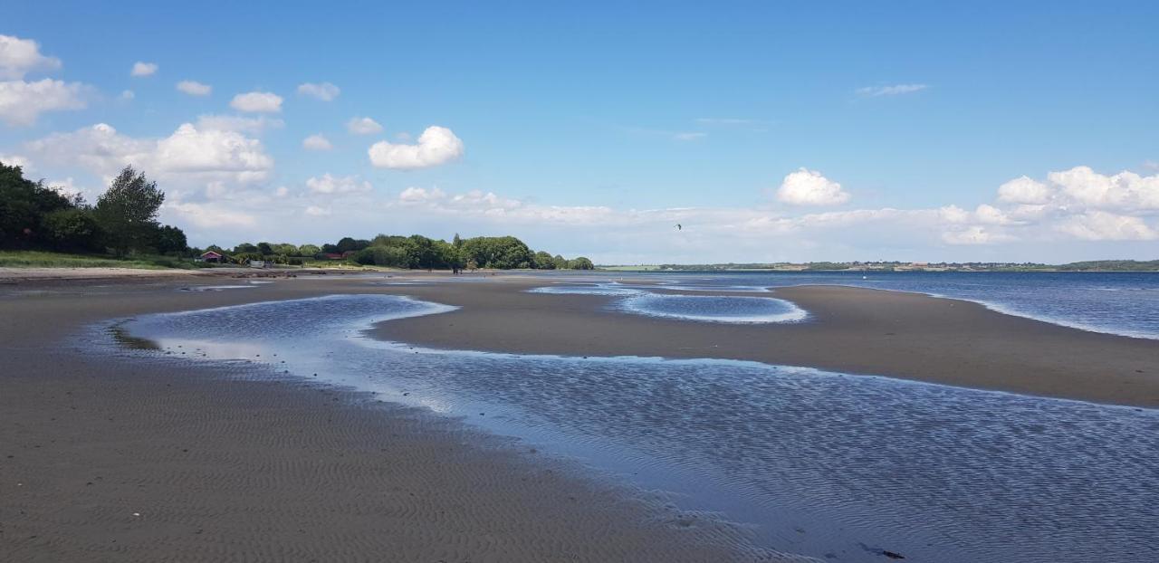 Gemuetliche Ferienunterkunft Direkt Am Meer Holnis Kültér fotó