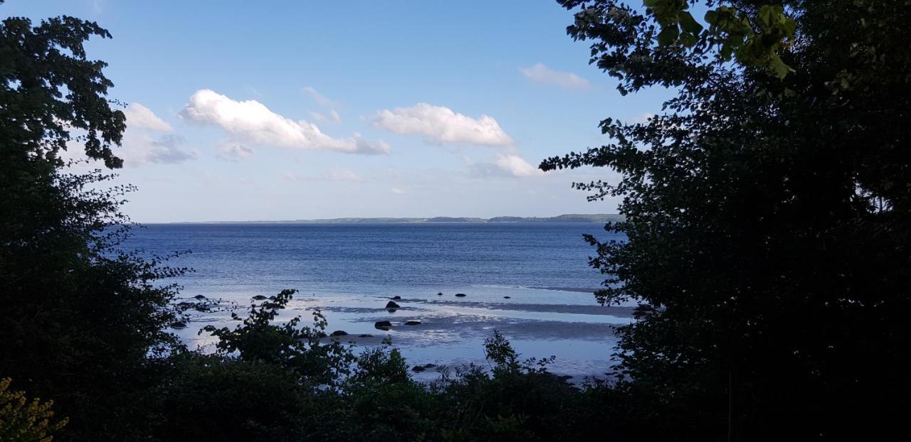 Gemuetliche Ferienunterkunft Direkt Am Meer Holnis Kültér fotó
